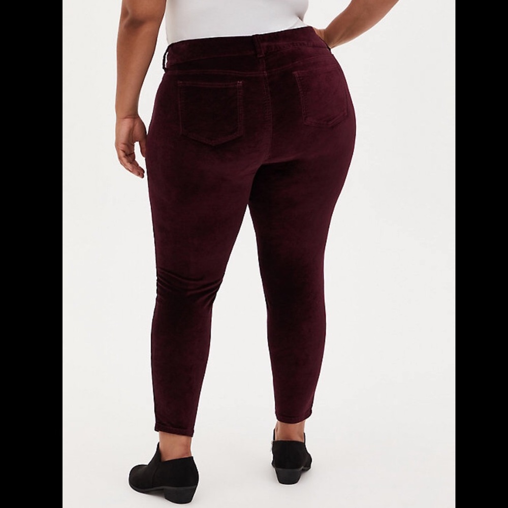 🆕TORRID‎ JEGGING - STRETCH VELVET BURGUNDY PURPLE - Picture 3 of 16